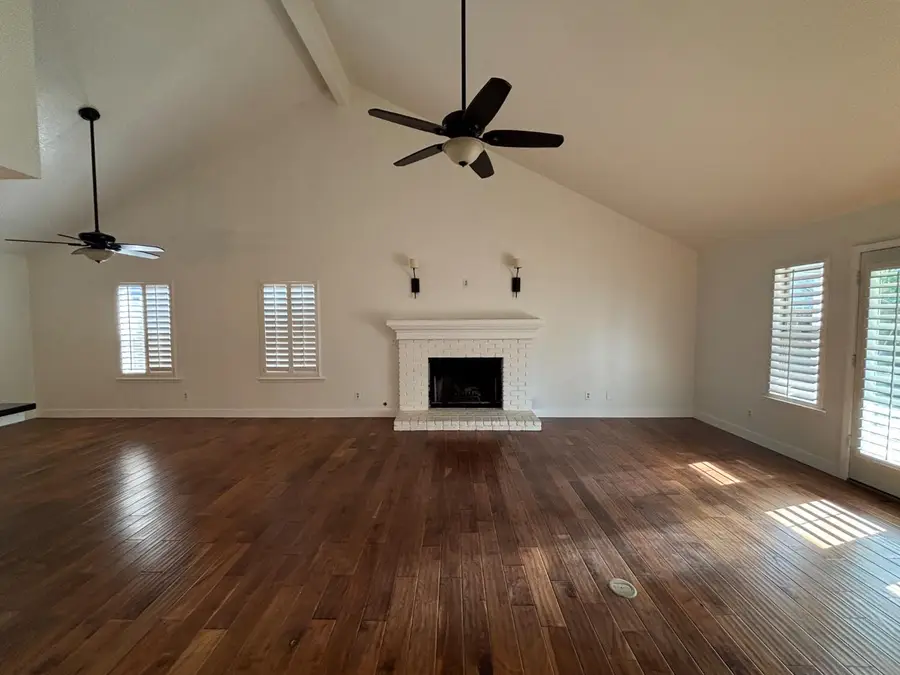 4249 W Capitola Avenue, Fresno, CA 93722 - Image #3