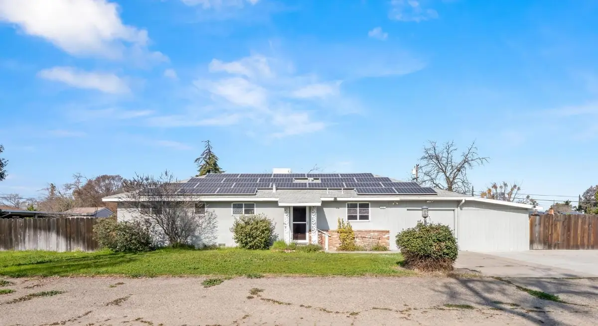 5491 E Dakota Avenue, Fresno, CA 93727 - Image #1