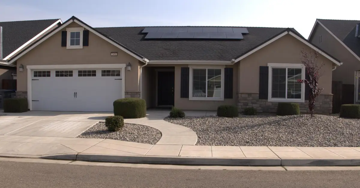 2451 Hermosa Avenue, Clovis, CA 93619 - Image #1