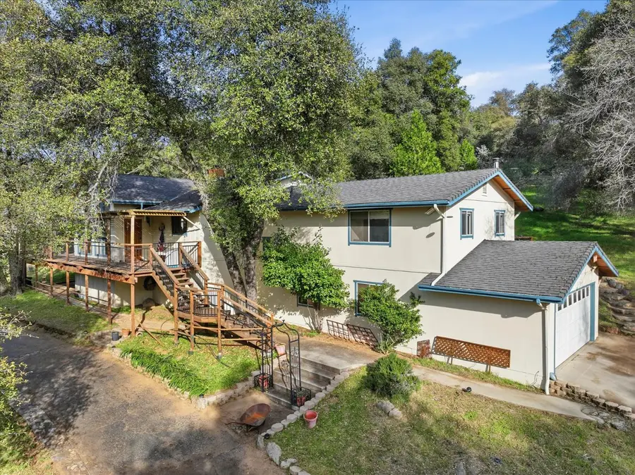 51590 Coyote Ridge Rd, Oakhurst, CA 93644 - Image #3
