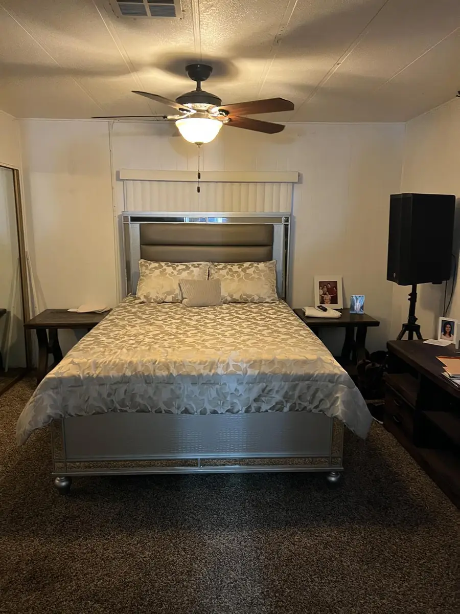 1218 E Cleveland Avenue #2, Madera, CA 93638 - Image #2