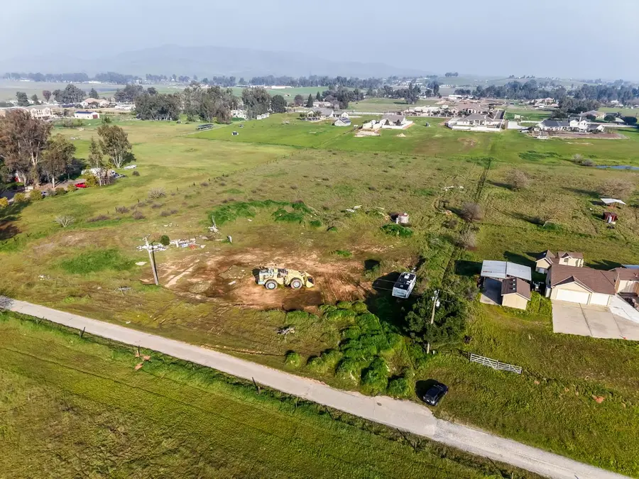 5010 E Copper Avenue, Clovis, CA 93619 - Image #2