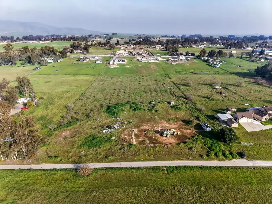 5010 E Copper Avenue, Clovis, CA 93619 - Image #3