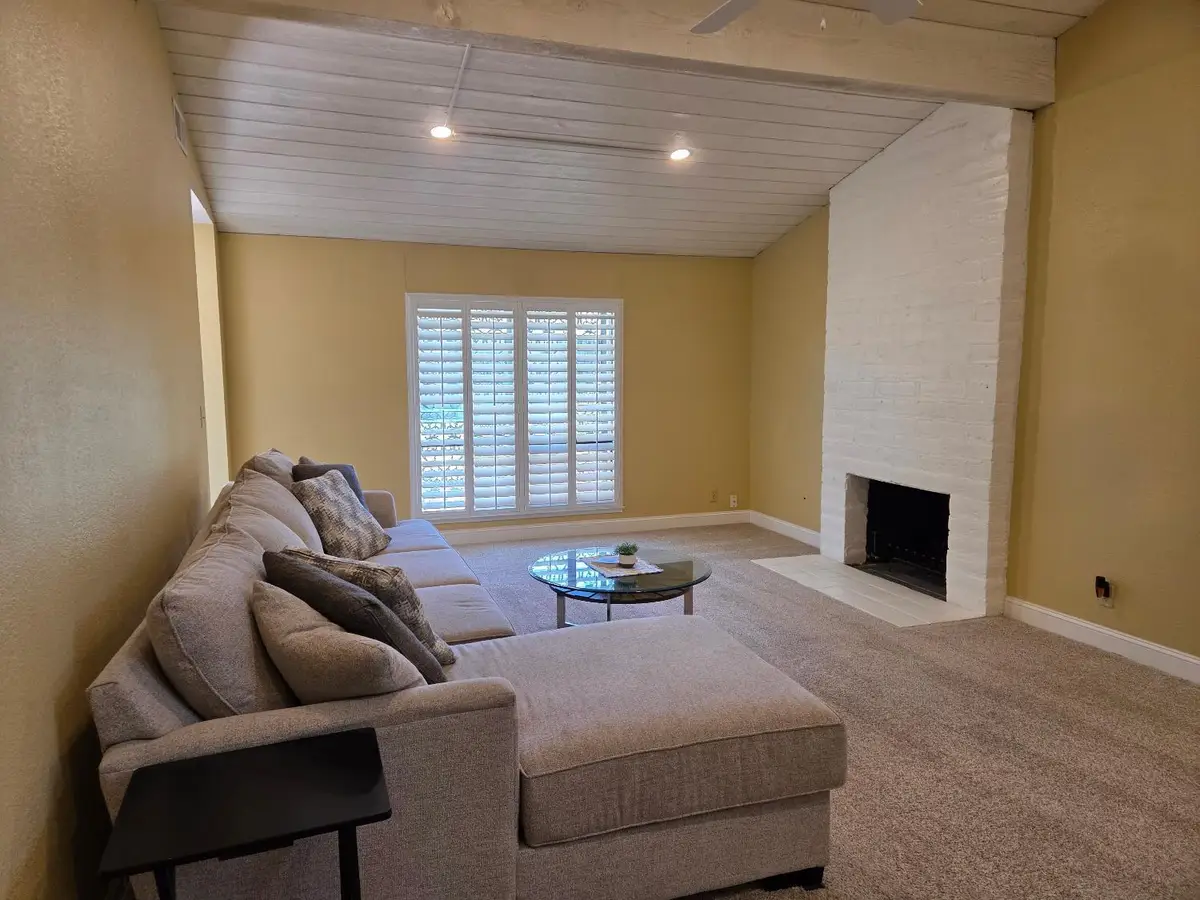 5076 N Wishon Avenue #A, Fresno, CA 93704 - Image #1