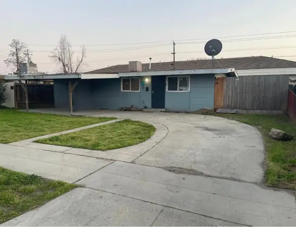 2326 E Hampton Way, Fresno, CA 93726