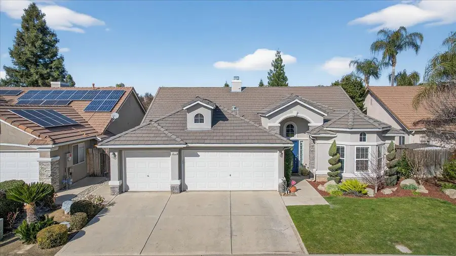 2672 E Bristol Court, Fresno, CA 93720 - #2