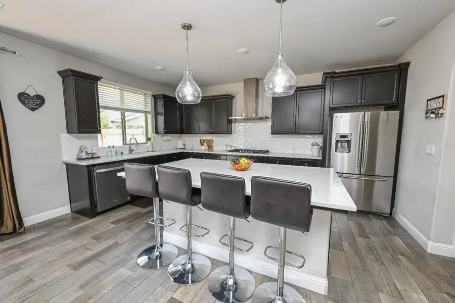 2833 N Armstrong Avenue, Fresno, CA 93727 - #3