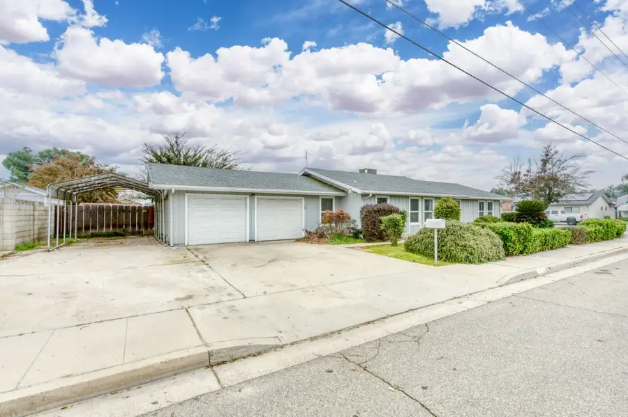 3654 Thompson Avenue, Selma, CA 93662 - #2