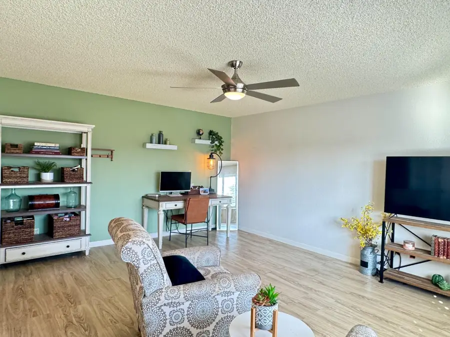 6919 N Rowell Avenue, Fresno, CA 93710 - #3