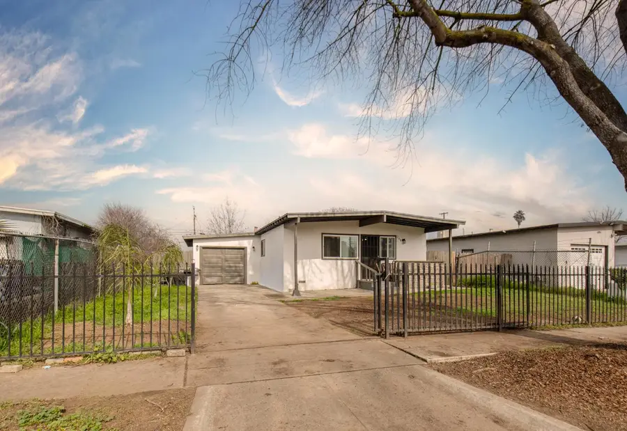 248 W Eden Avenue, Fresno, CA 93706 - Image #2