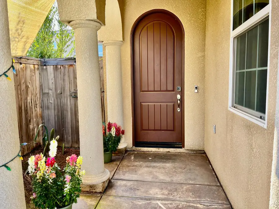 2845 E Goshen, Fresno, CA 93720 - #2