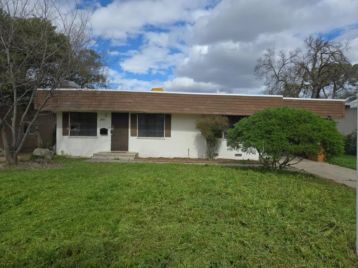 2003 E Buckingham Way, Fresno, CA 93726 - #1