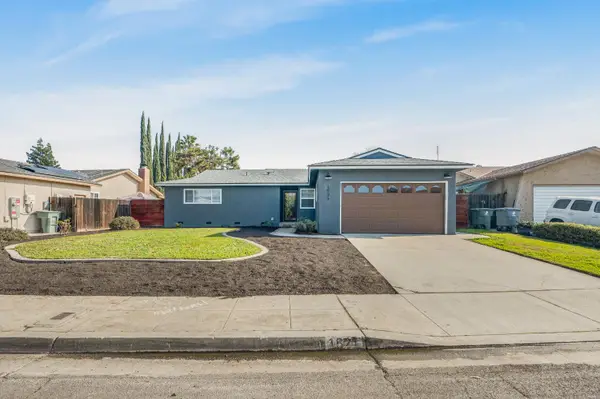 1521 Stanford Avenue, Clovis, CA 93611