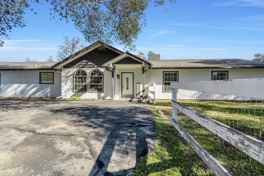 30535 Titan Drive, Coarsegold, CA 93614 - Image #2