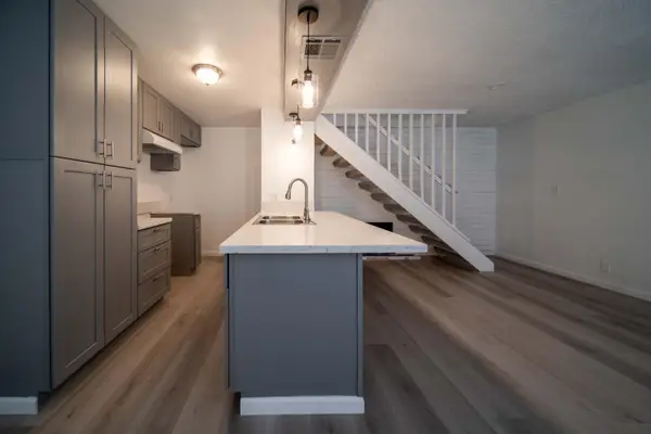 2585 W Fairmont Avenue #101, Fresno, CA 93705