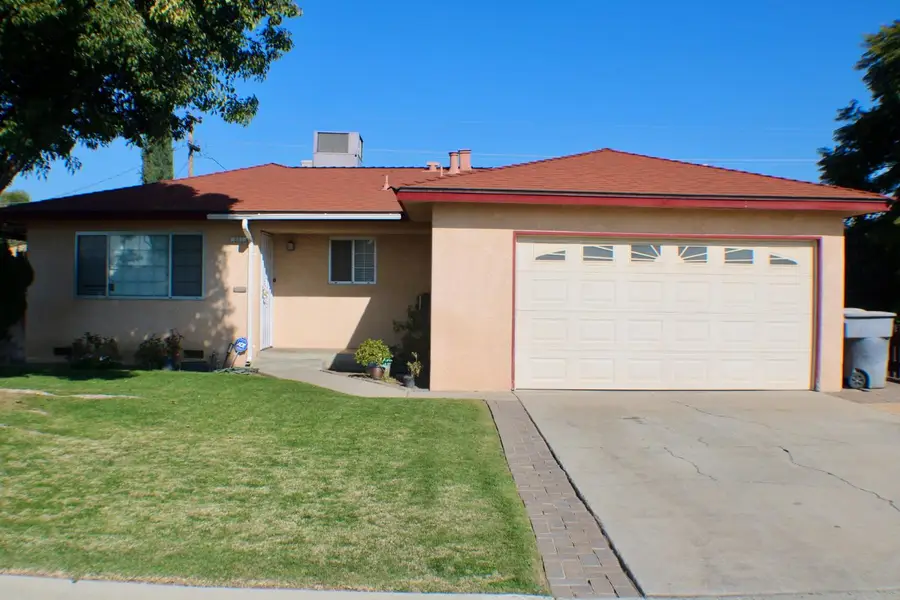 881 W Rialto Avenue, Clovis, CA 93612 - Image #2