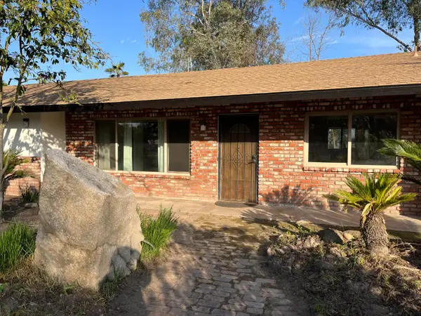 1652 N Cornelia, Fresno, CA 93722