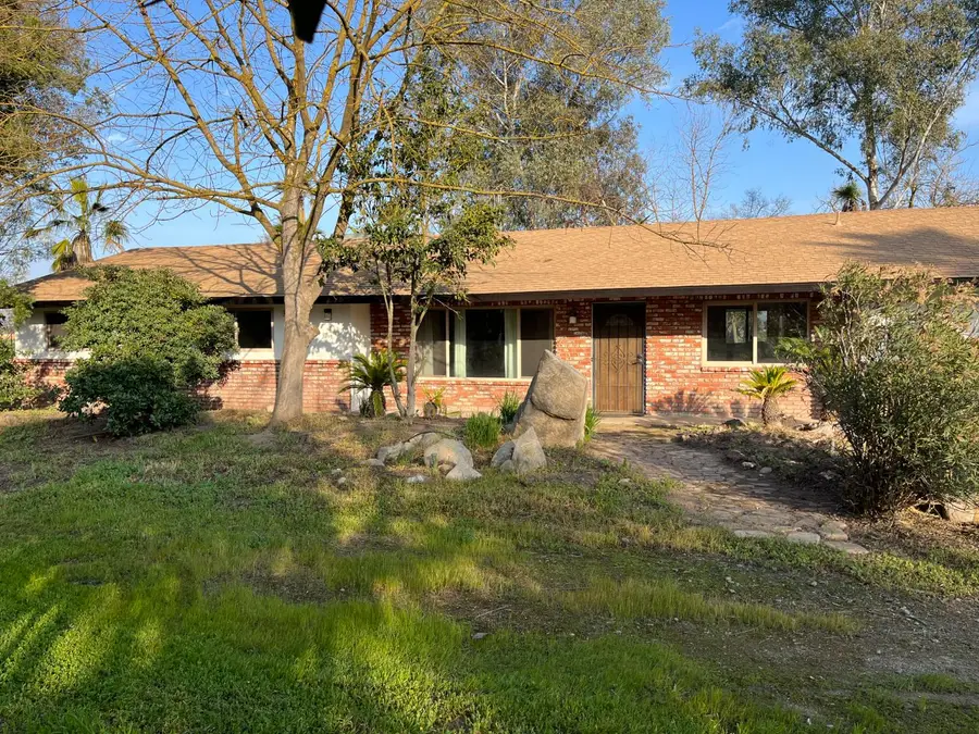 1652 N Cornelia, Fresno, CA 93722 - Image #2