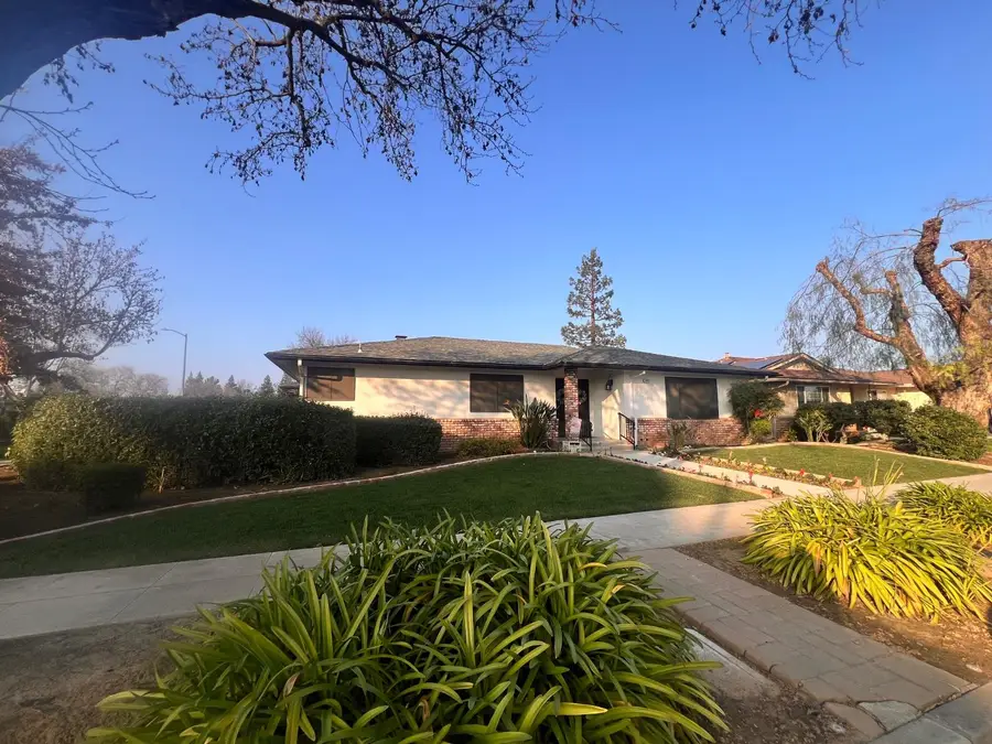 3048 E Warner Avenue, Fresno, CA 93710 - Image #2