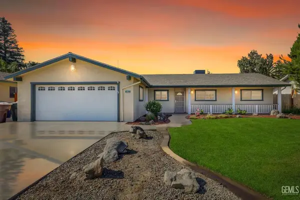 1807 E Sonora Avenue, Tulare, CA 93274