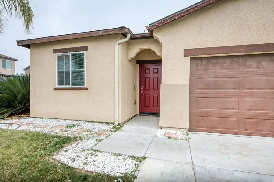 1775 Palmer Avenue, Dinuba, CA 93618 - #2