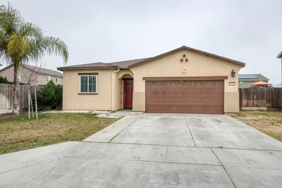 1775 Palmer Avenue, Dinuba, CA 93618 - #3