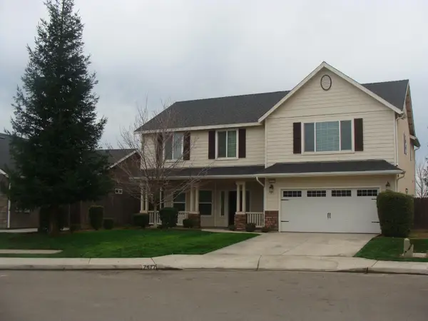 7477 N La Paz Avenue, Fresno, CA 93722