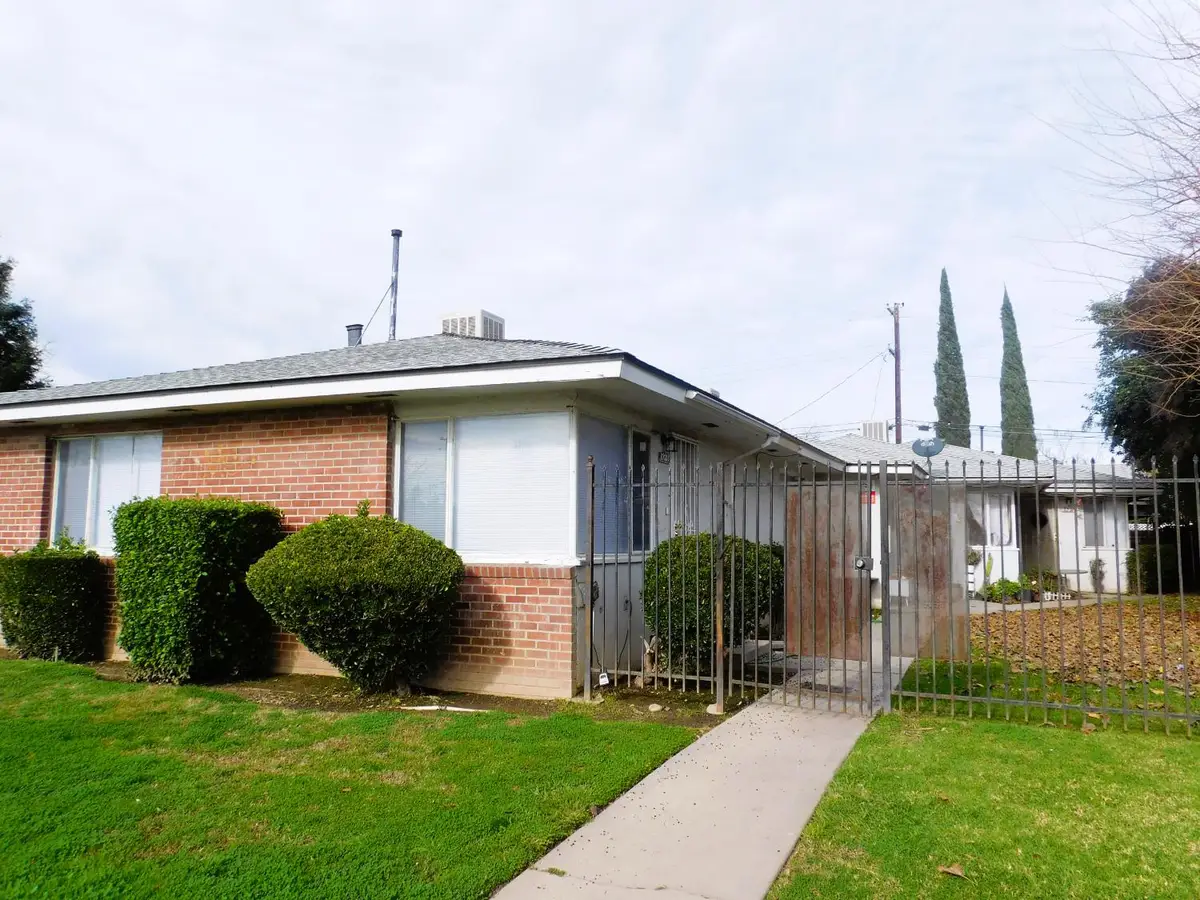 3233 E Clinton, Fresno, CA 93703 - #1