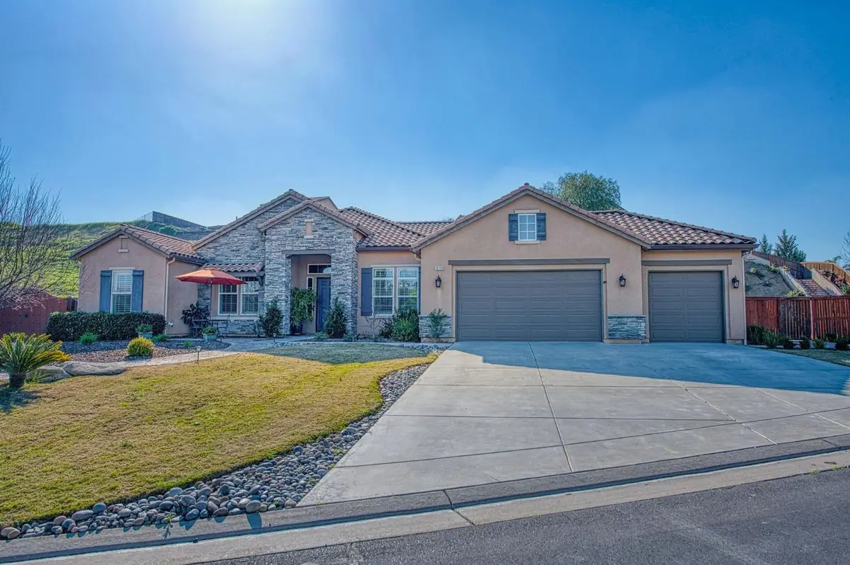 18729 Via Bellagio, Friant, CA 93626 - #1