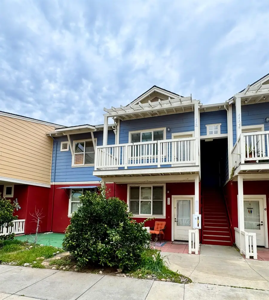 2658 E Alluvial Avenue #120, Fresno, CA 93720 - Image #2