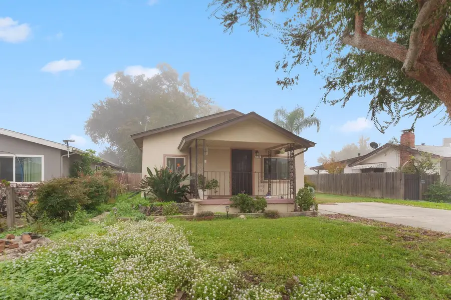 1312 P Street, Sanger, CA 93657 - #2