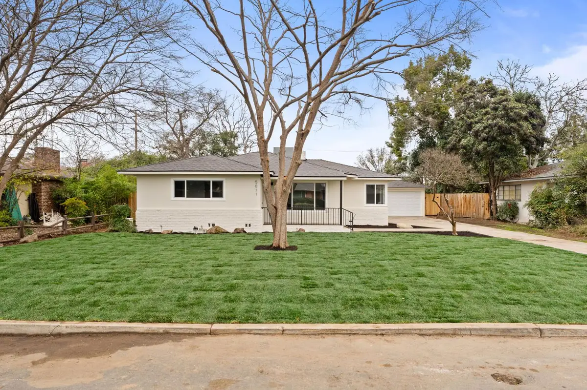 5011 E Harvey Avenue, Fresno, CA 93727 - Image #1