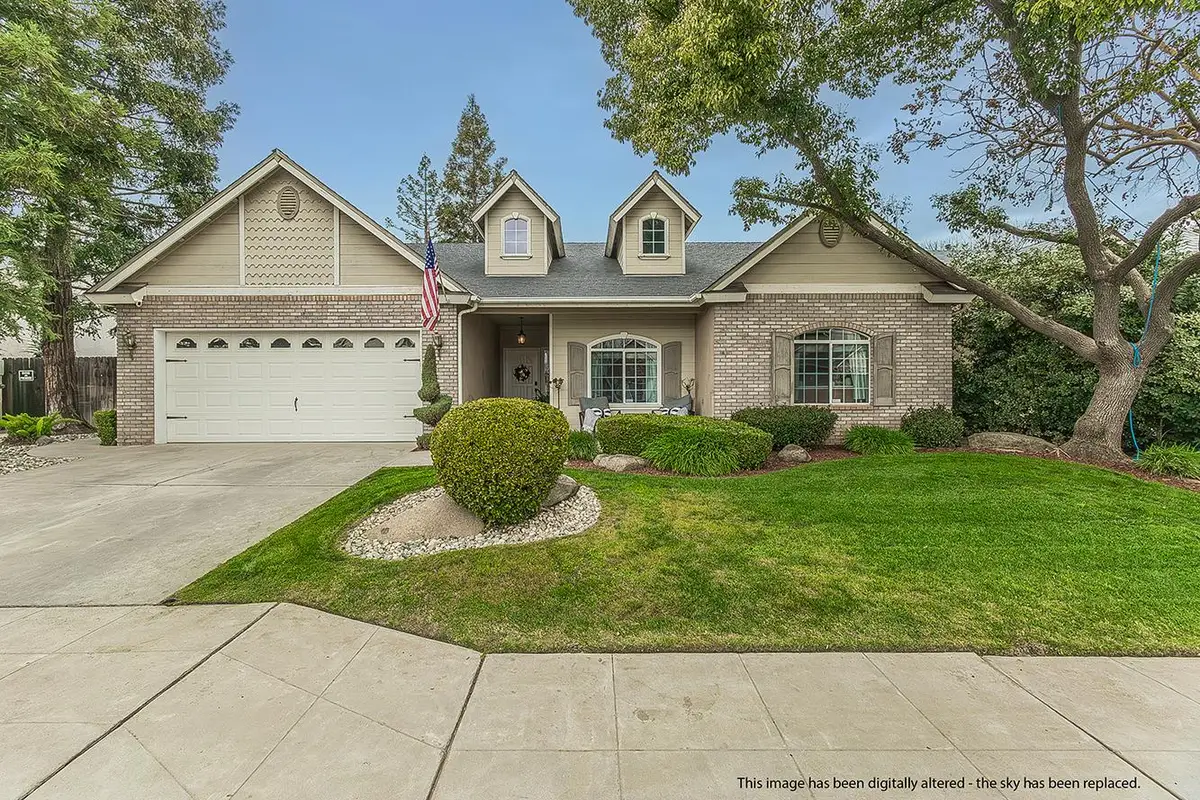 2646 E Lester Avenue, Fresno, CA 93720 - #1