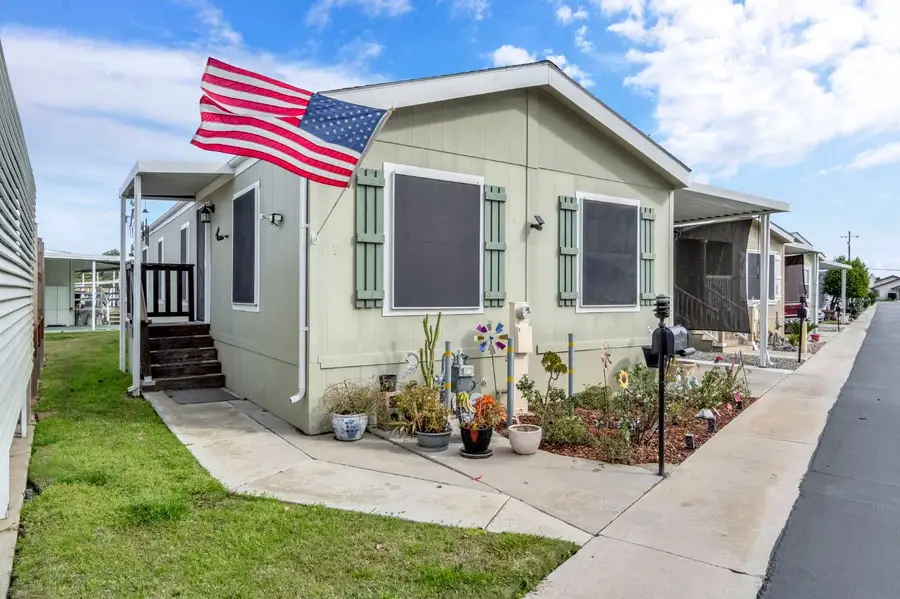 1650 Vllla Avenue #9, Clovis, CA 93612 - #2