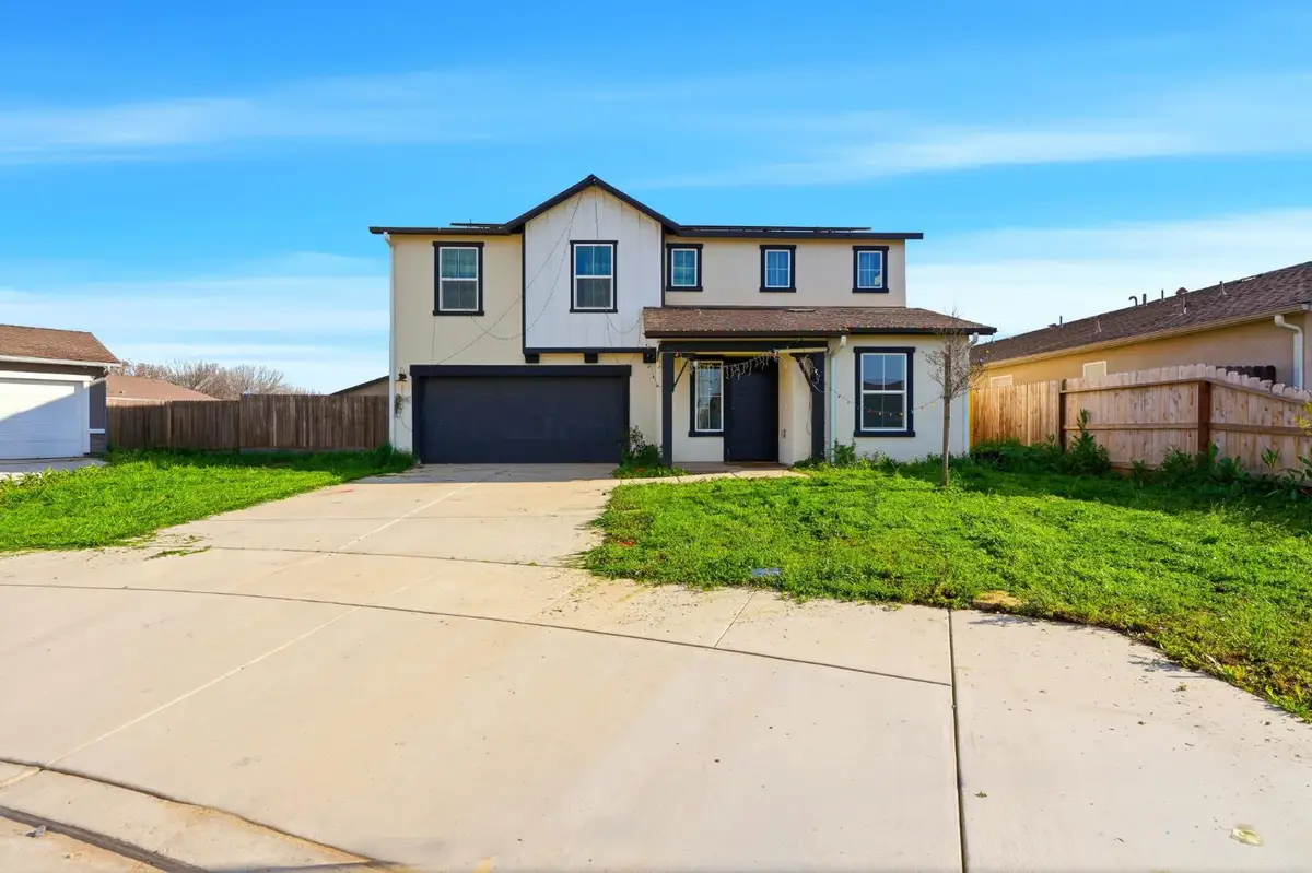 2456 Wolf Creek Place, Tulare, CA 93274 - #1
