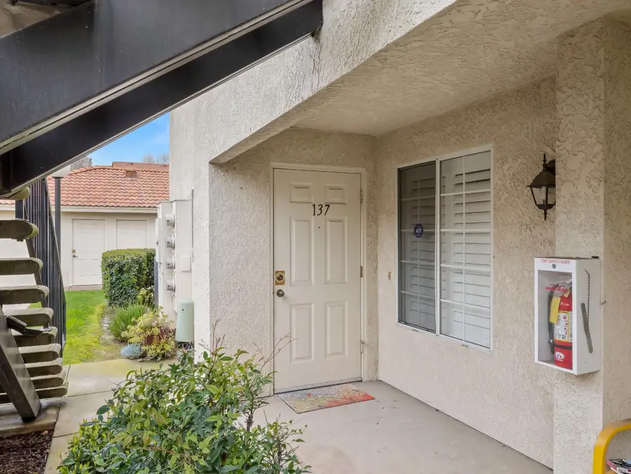 1542 E Alluvial Avenue #137, Fresno, CA 93720 - #2