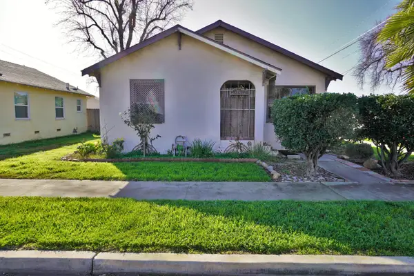 325 Neville Street, Hanford, CA 93230