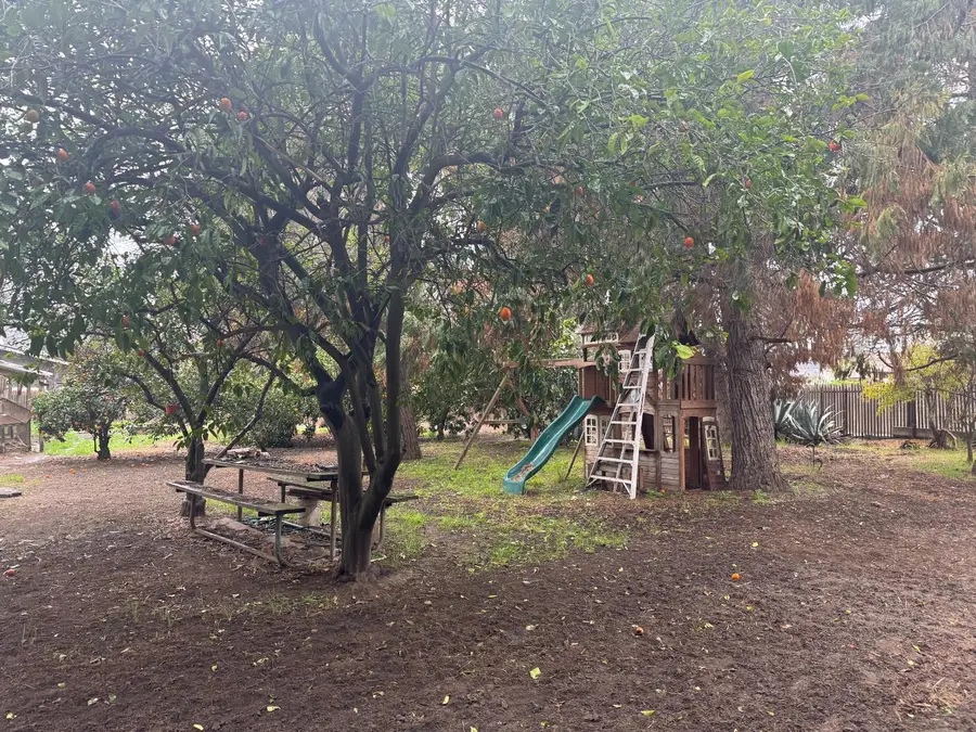 20745 S Pio Pico, Laton, CA 93242 - #3