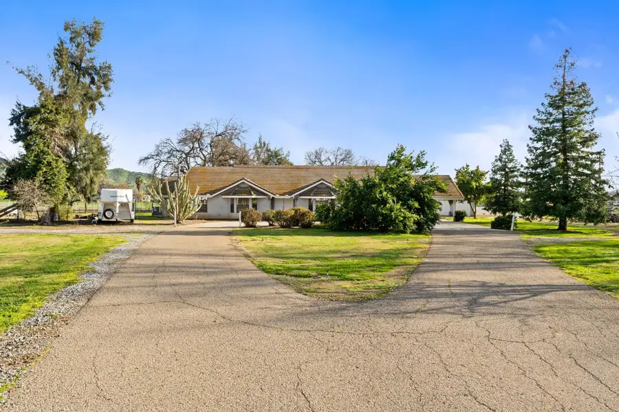 39500 Millwood #C, Woodlake, CA 93286 - #3