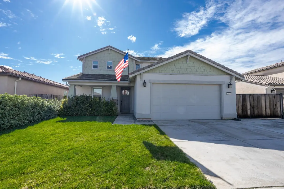 3970 Mitchell Avenue, Clovis, CA 93619 - #1