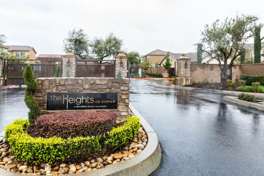 2037 E Christensen Drive, Fresno, CA 93730 - #2