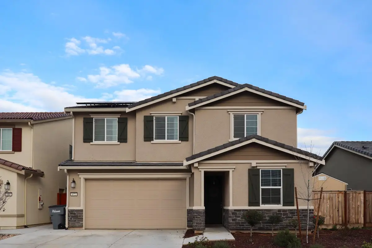 672 N Apricot, Fresno, CA 93727 - #1