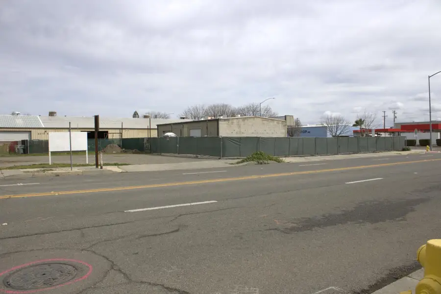 0 N 5th St, Coalinga, CA 93210 - #3