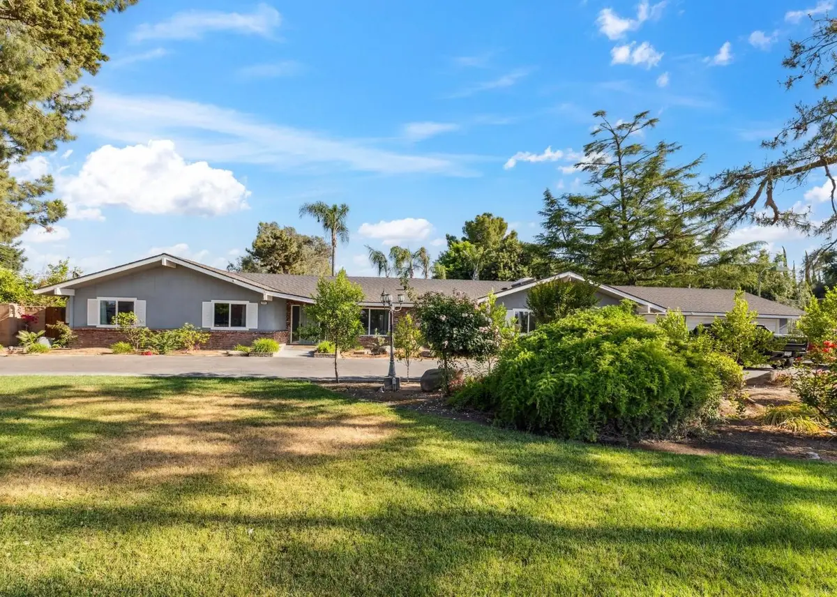 4341 W Dakota Avenue, Fresno, CA 93722 - #1