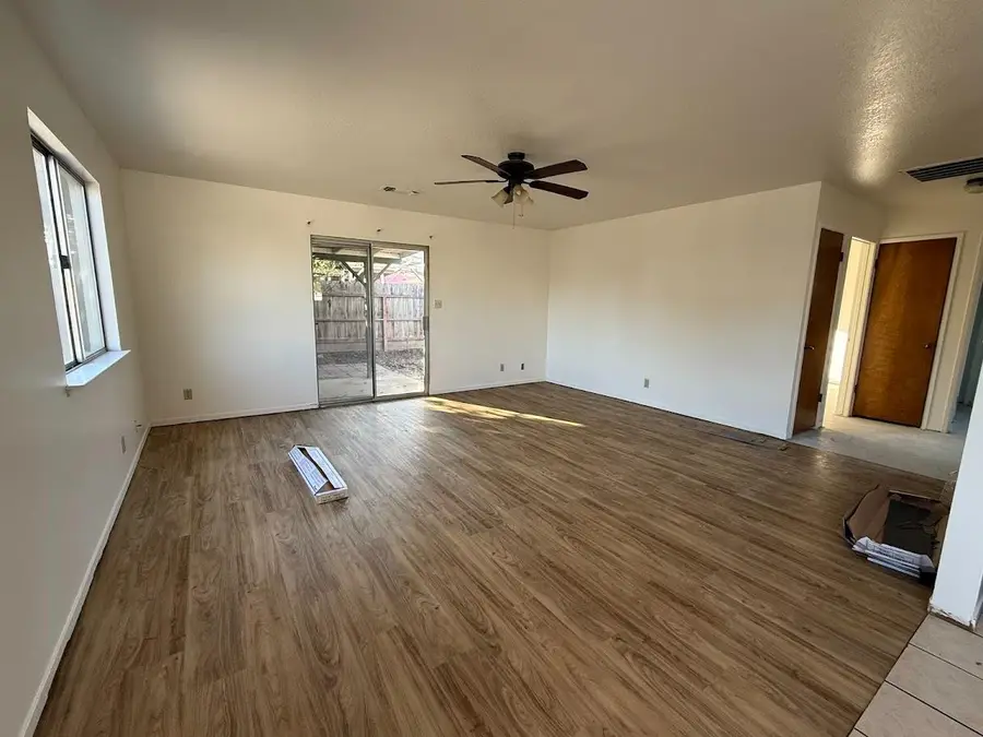 2227 13th St, Reedley, CA 93618 - #2