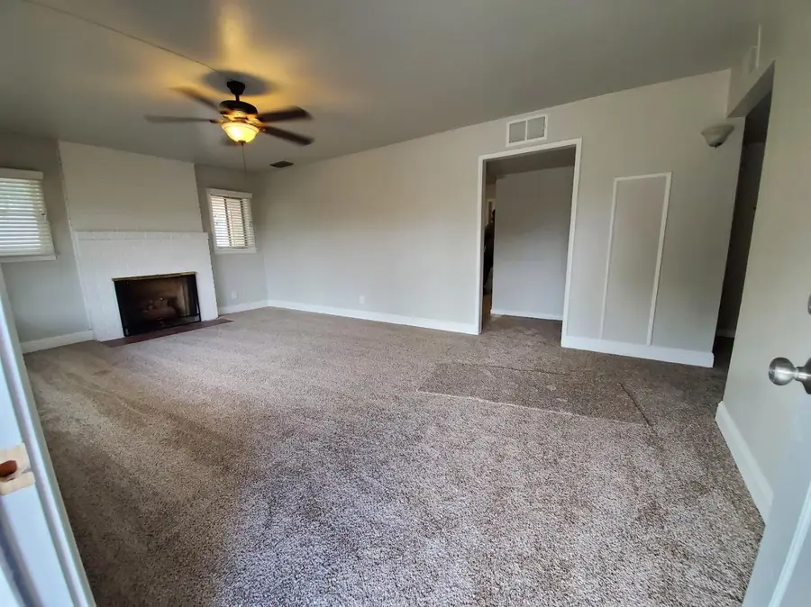 1415 Dewitt, Sanger, CA 93657 - #2