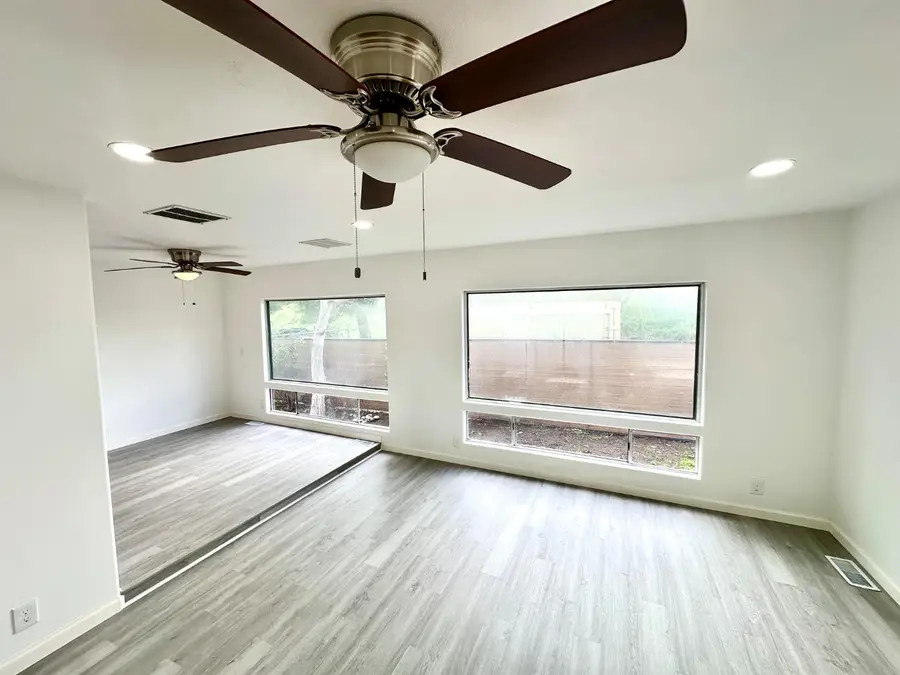 9360 N Blackstone Avenue #215, Fresno, CA 93720 - #3