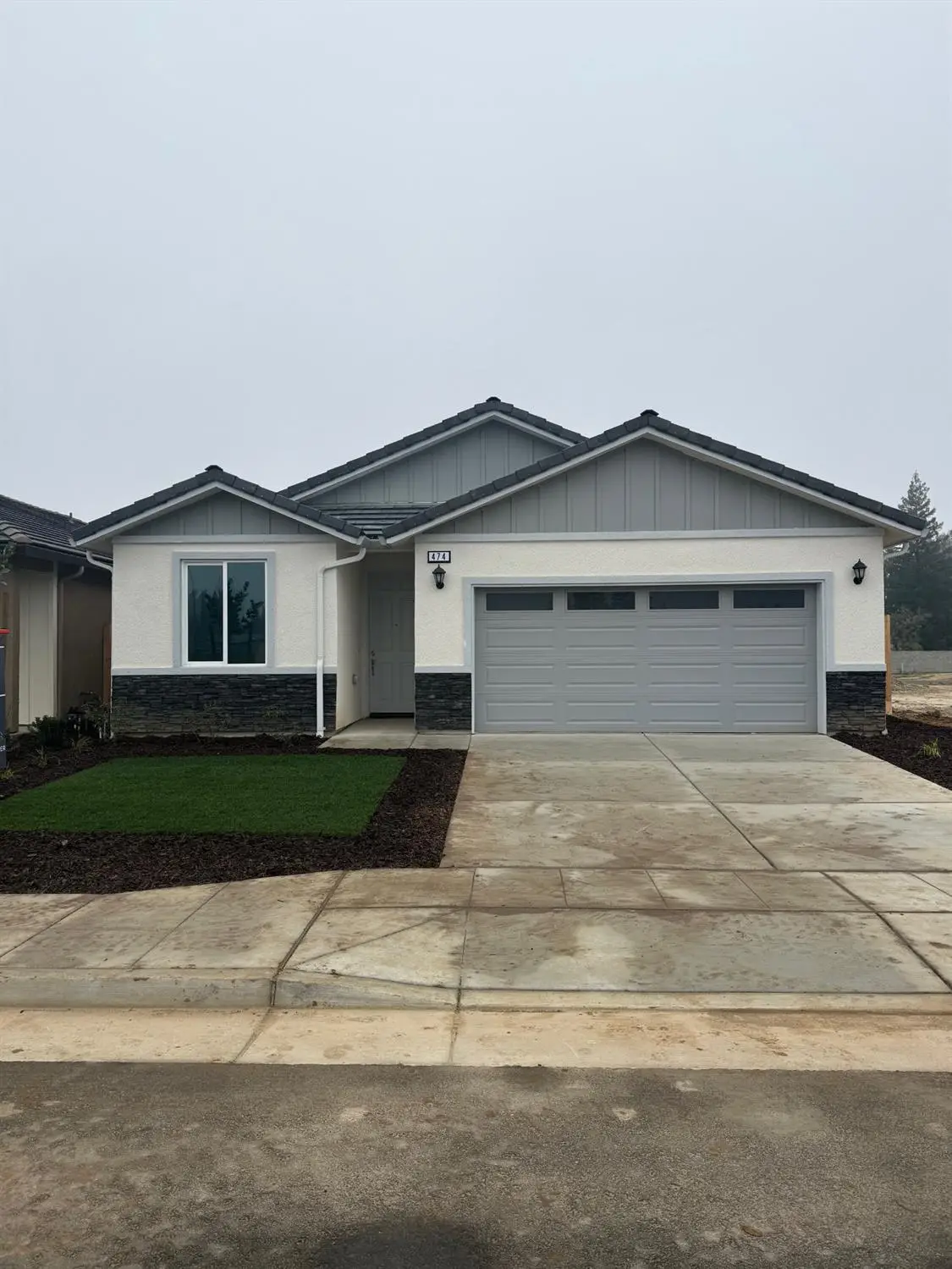 474 W Windsor Avenue, Clovis, CA 93612 - #1