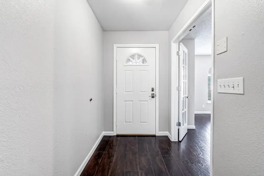 5306 N Carlsbad Avenue, Fresno, CA 93722 - #2