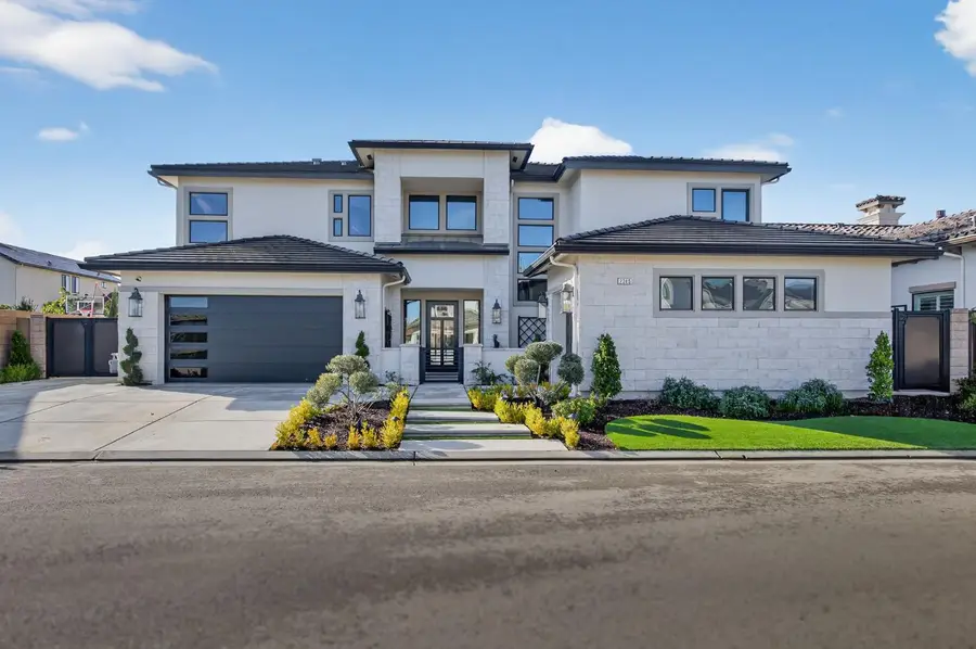 2345 E Putter Way, Fresno, CA 93730 - #2